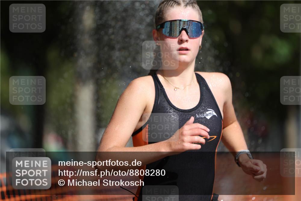 07.09.2025 - 19. Norderstedt Triathlon Michael Strokosch http://msf.ph/oto/8808280 07.09.2025 11:32:05 Laufen 760, 1168 meine-sportfotos.de