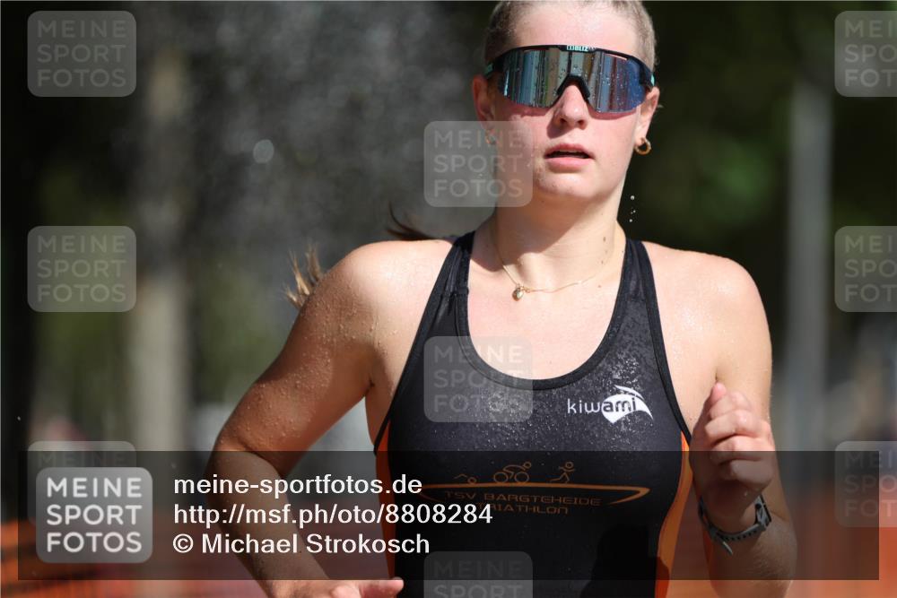 07.09.2025 - 19. Norderstedt Triathlon Michael Strokosch http://msf.ph/oto/8808284 07.09.2025 11:32:06 Laufen 760, 1168 meine-sportfotos.de