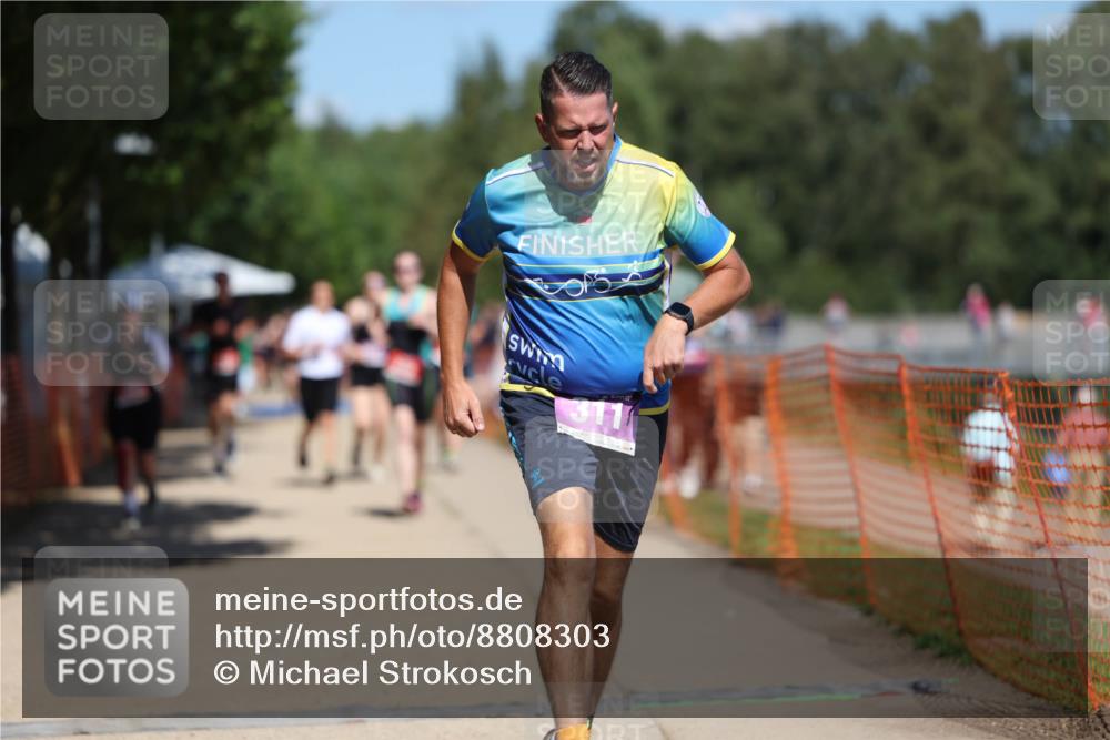 07.09.2025 - 19. Norderstedt Triathlon Michael Strokosch http://msf.ph/oto/8808303 07.09.2025 13:21:10 Laufen 240, 311, 317, 352, 723, 759, 1360 meine-sportfotos.de