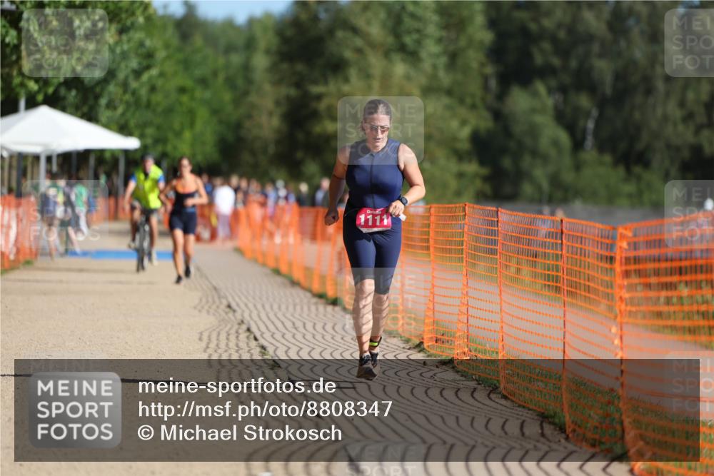 07.09.2025 - 19. Norderstedt Triathlon Michael Strokosch http://msf.ph/oto/8808347 07.09.2025 10:30:16 Laufen 1111 meine-sportfotos.de