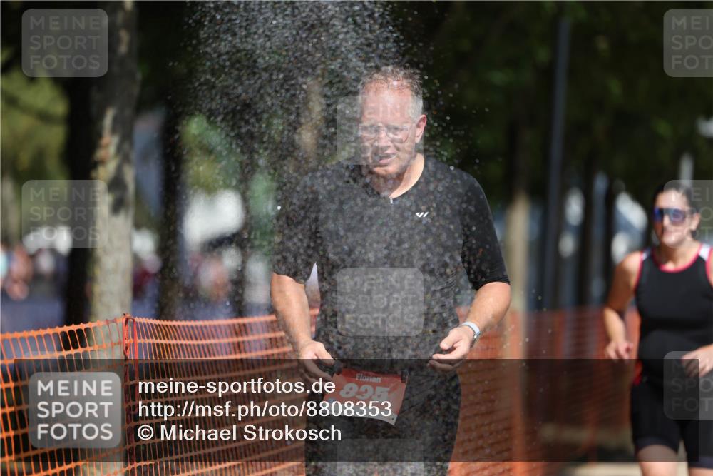 07.09.2025 - 19. Norderstedt Triathlon Michael Strokosch http://msf.ph/oto/8808353 07.09.2025 12:43:31 Laufen 835, 1268, 1380 meine-sportfotos.de