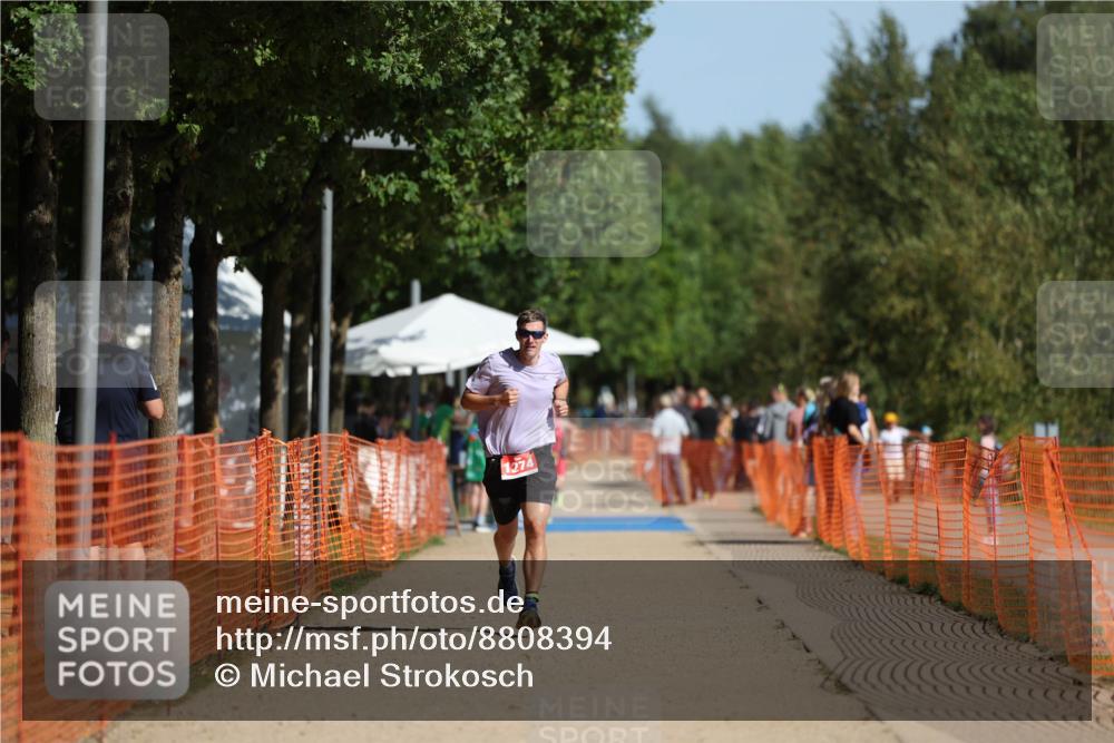 07.09.2025 - 19. Norderstedt Triathlon Michael Strokosch http://msf.ph/oto/8808394 07.09.2025 11:33:27 Laufen 1274 meine-sportfotos.de