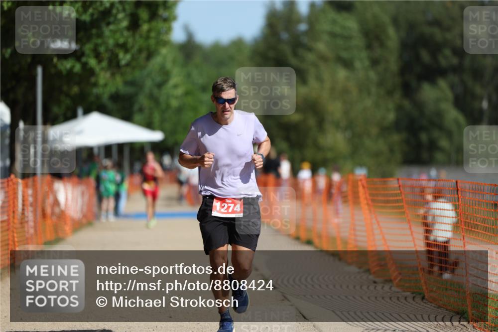 07.09.2025 - 19. Norderstedt Triathlon Michael Strokosch http://msf.ph/oto/8808424 07.09.2025 11:33:31 Laufen 1274 meine-sportfotos.de
