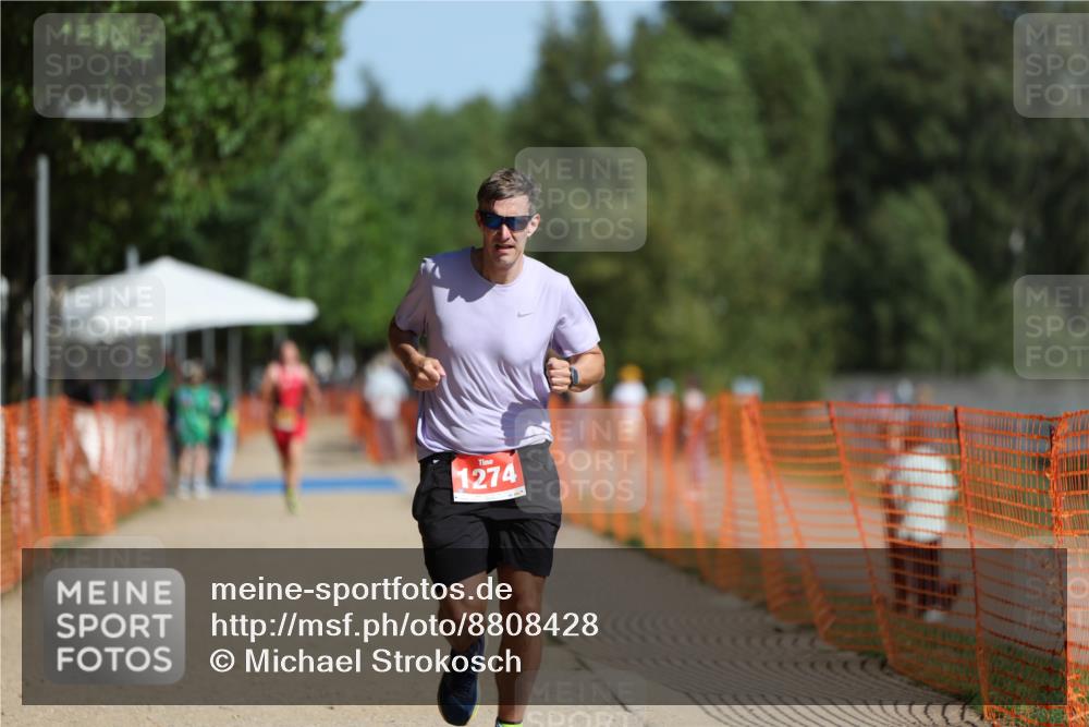 07.09.2025 - 19. Norderstedt Triathlon Michael Strokosch http://msf.ph/oto/8808428 07.09.2025 11:33:31 Laufen 1274 meine-sportfotos.de