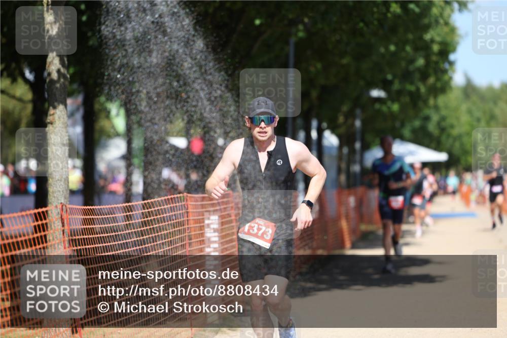 07.09.2025 - 19. Norderstedt Triathlon Michael Strokosch http://msf.ph/oto/8808434 07.09.2025 13:21:26 Laufen 220, 1373 meine-sportfotos.de