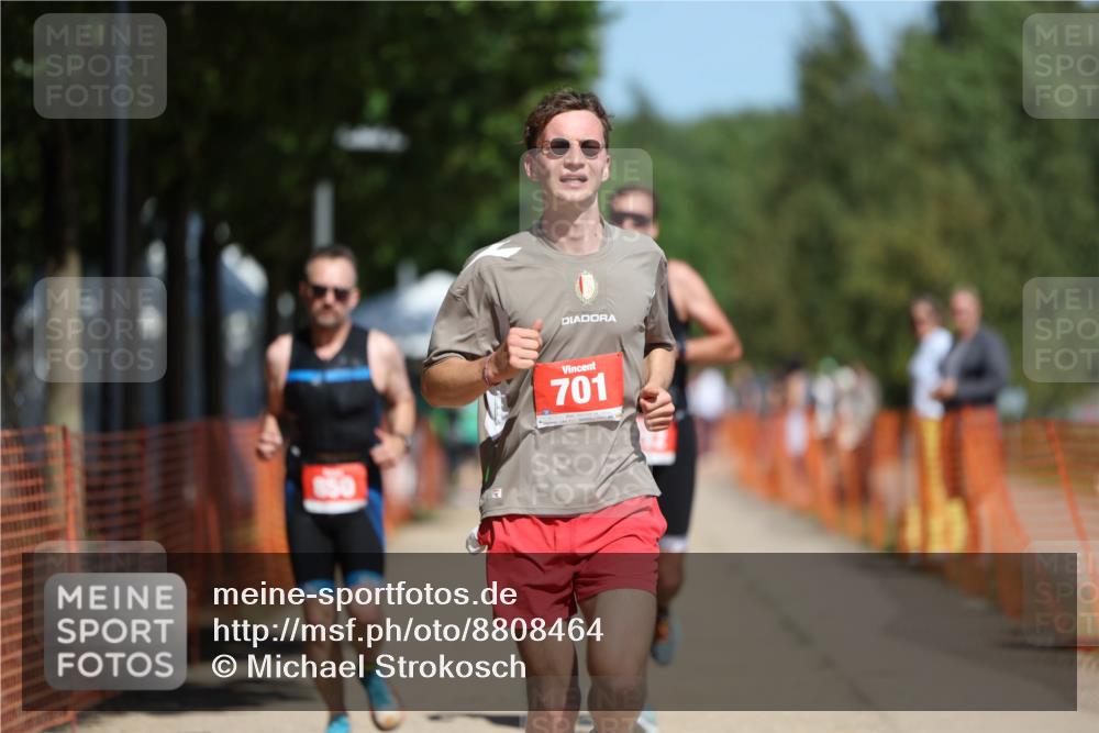 07.09.2025 - 19. Norderstedt Triathlon Michael Strokosch http://msf.ph/oto/8808464 07.09.2025 12:44:11 Laufen 212, 701, 850 meine-sportfotos.de