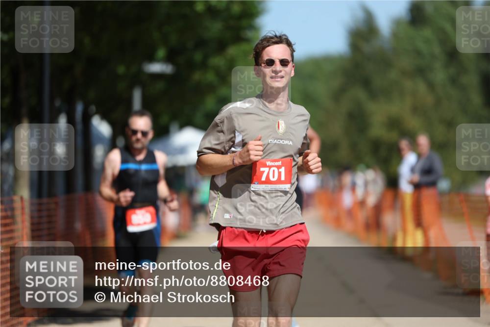 07.09.2025 - 19. Norderstedt Triathlon Michael Strokosch http://msf.ph/oto/8808468 07.09.2025 12:44:11 Laufen 212, 701, 850 meine-sportfotos.de