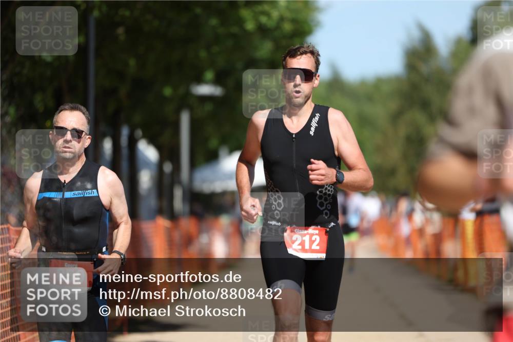 07.09.2025 - 19. Norderstedt Triathlon Michael Strokosch http://msf.ph/oto/8808482 07.09.2025 12:44:13 Laufen 212, 701, 850 meine-sportfotos.de