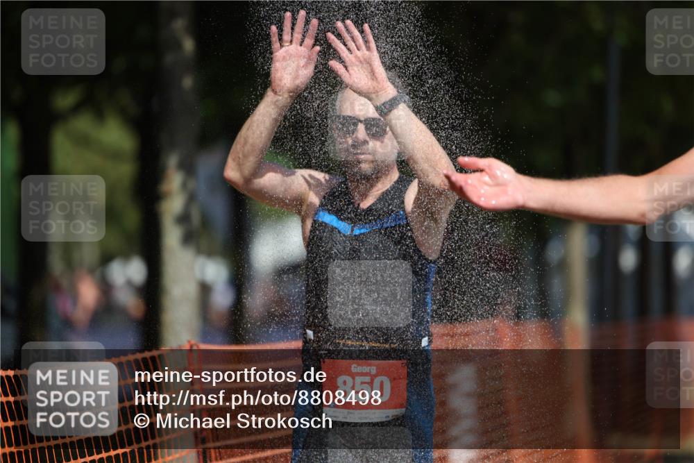 07.09.2025 - 19. Norderstedt Triathlon Michael Strokosch http://msf.ph/oto/8808498 07.09.2025 12:44:15 Laufen 212, 701, 850 meine-sportfotos.de