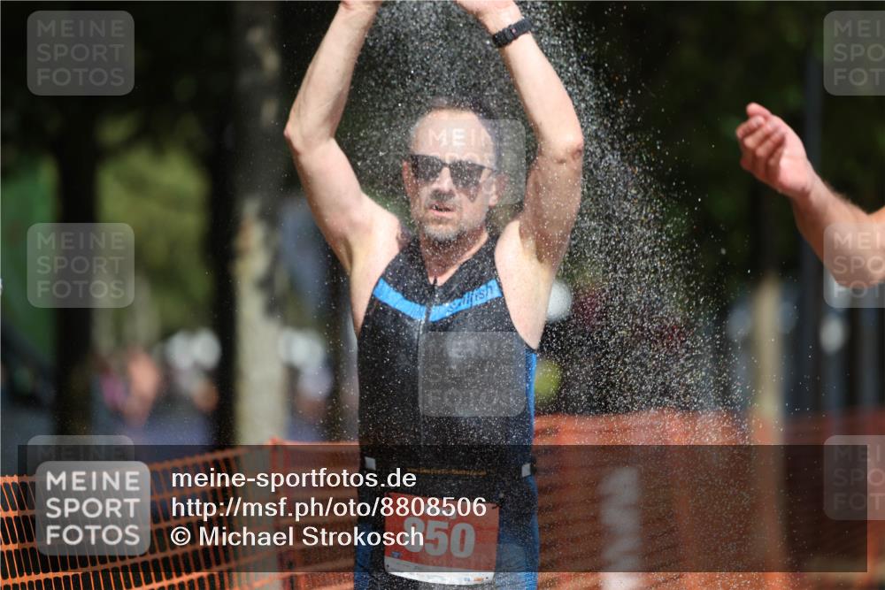 07.09.2025 - 19. Norderstedt Triathlon Michael Strokosch http://msf.ph/oto/8808506 07.09.2025 12:44:15 Laufen 212, 701, 850 meine-sportfotos.de