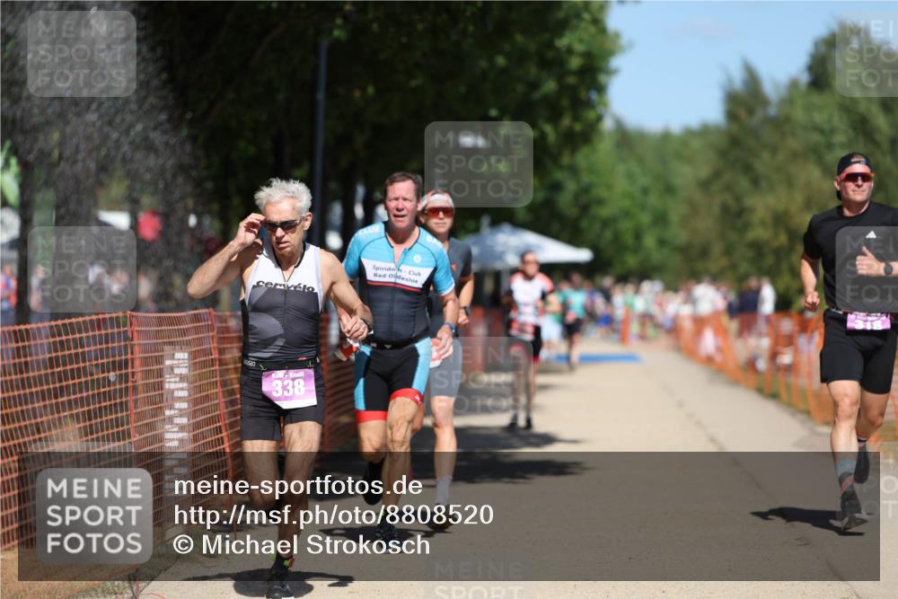 07.09.2025 - 19. Norderstedt Triathlon Michael Strokosch http://msf.ph/oto/8808520 07.09.2025 13:21:34 Laufen 220, 249, 301, 318, 338, 1298 meine-sportfotos.de