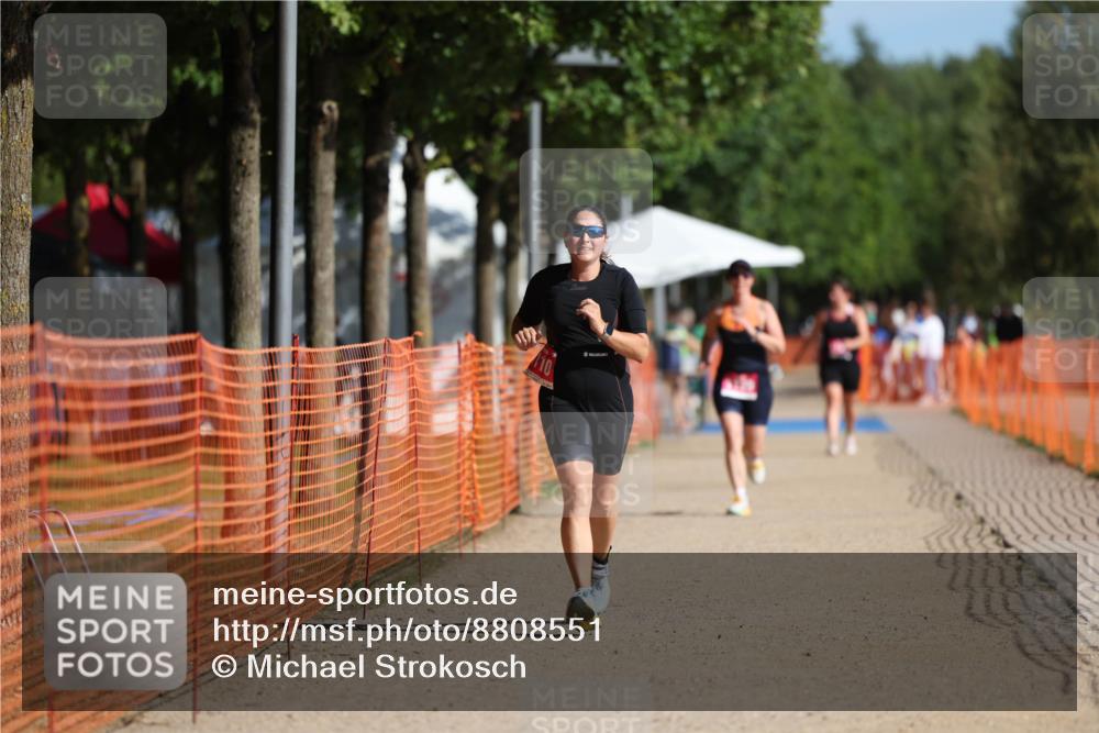 07.09.2025 - 19. Norderstedt Triathlon Michael Strokosch http://msf.ph/oto/8808551 07.09.2025 10:31:46 Laufen 1110, 1117, 1119, 1151 meine-sportfotos.de