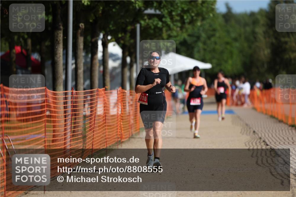 07.09.2025 - 19. Norderstedt Triathlon Michael Strokosch http://msf.ph/oto/8808555 07.09.2025 10:31:46 Laufen 1110, 1117, 1119, 1151 meine-sportfotos.de