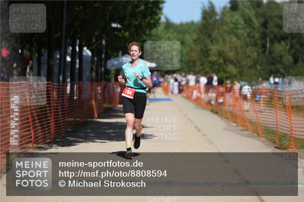 07.09.2025 - 19. Norderstedt Triathlon Michael Strokosch http://msf.ph/oto/8808594 07.09.2025 13:21:46 Laufen 194 meine-sportfotos.de