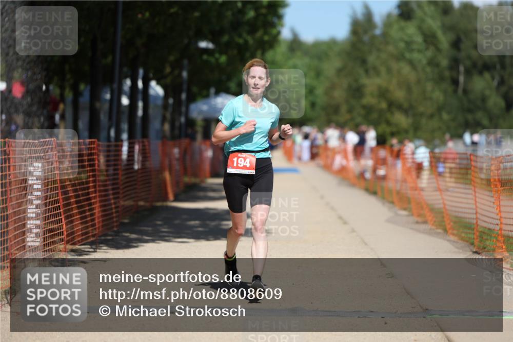 07.09.2025 - 19. Norderstedt Triathlon Michael Strokosch http://msf.ph/oto/8808609 07.09.2025 13:21:47 Laufen 194 meine-sportfotos.de