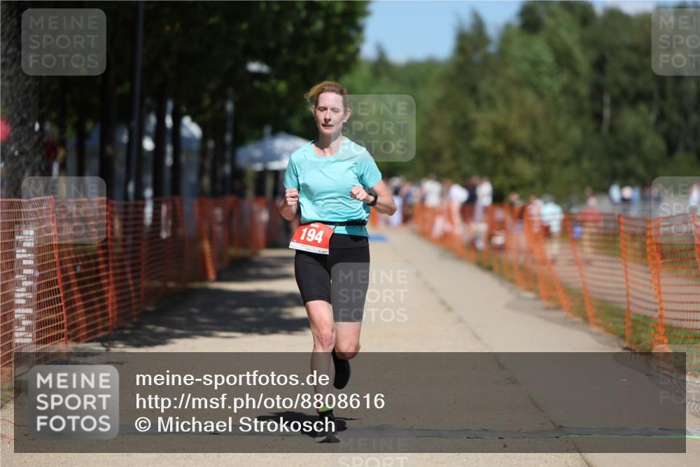 07.09.2025 - 19. Norderstedt Triathlon Michael Strokosch http://msf.ph/oto/8808616 07.09.2025 13:21:47 Laufen 194 meine-sportfotos.de