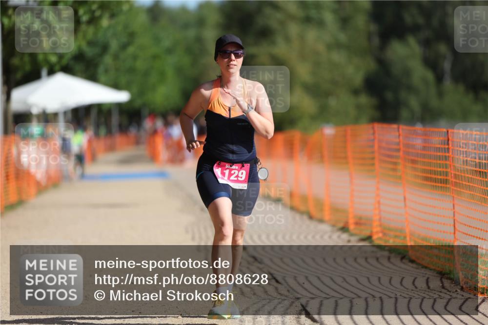 07.09.2025 - 19. Norderstedt Triathlon Michael Strokosch http://msf.ph/oto/8808628 07.09.2025 10:31:53 Laufen 1110, 1129 meine-sportfotos.de