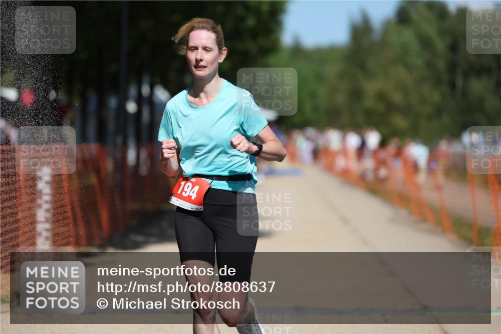 07.09.2025 - 19. Norderstedt Triathlon Michael Strokosch http://msf.ph/oto/8808637 07.09.2025 13:21:49 Laufen 194 meine-sportfotos.de