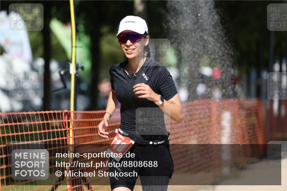 07.09.2025 - 19. Norderstedt Triathlon Michael Strokosch http://msf.ph/oto/8808688 07.09.2025 13:22:07 Laufen 309, 718, 744 meine-sportfotos.de