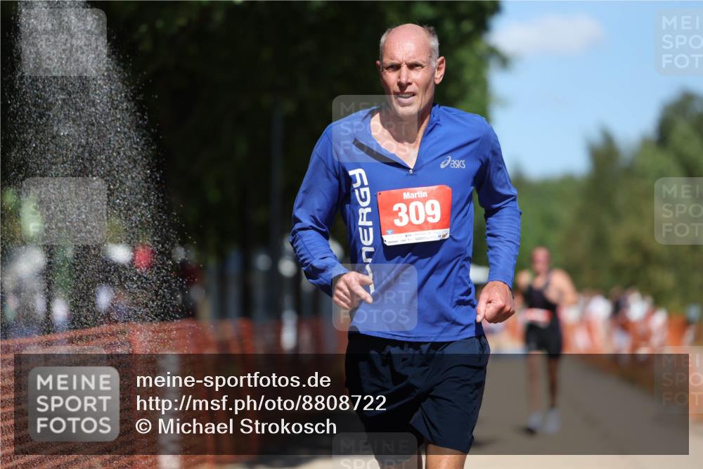 07.09.2025 - 19. Norderstedt Triathlon Michael Strokosch http://msf.ph/oto/8808722 07.09.2025 13:22:10 Laufen 309, 744, 825 meine-sportfotos.de