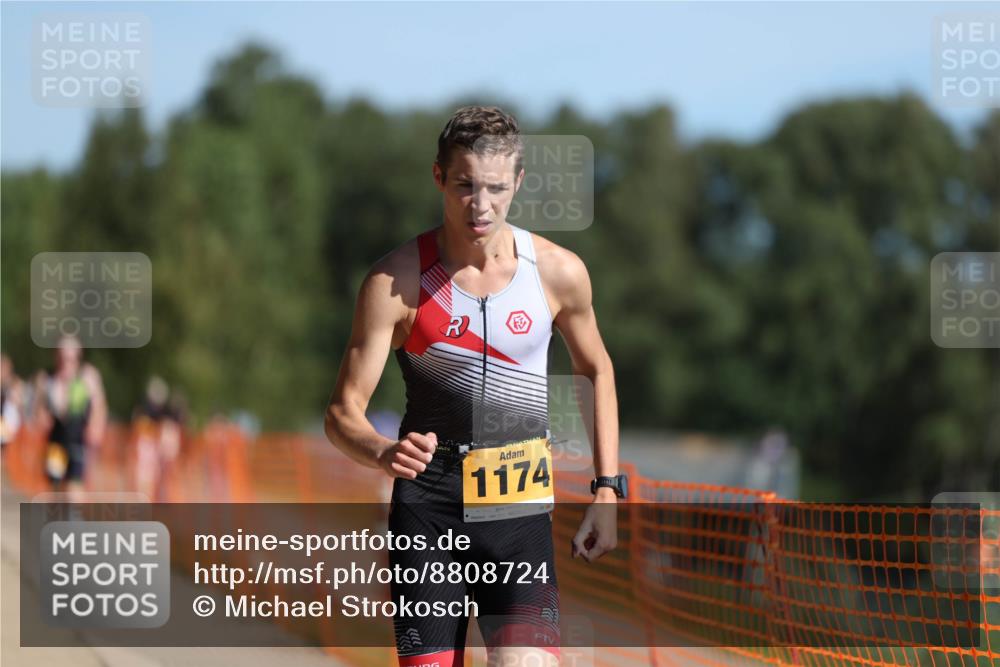 07.09.2025 - 19. Norderstedt Triathlon Michael Strokosch http://msf.ph/oto/8808724 07.09.2025 11:34:36 Laufen 1157, 1174 meine-sportfotos.de