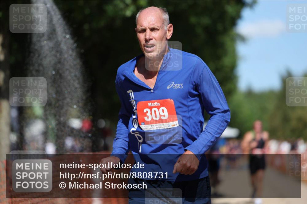 07.09.2025 - 19. Norderstedt Triathlon Michael Strokosch http://msf.ph/oto/8808731 07.09.2025 13:22:10 Laufen 309, 744, 825 meine-sportfotos.de