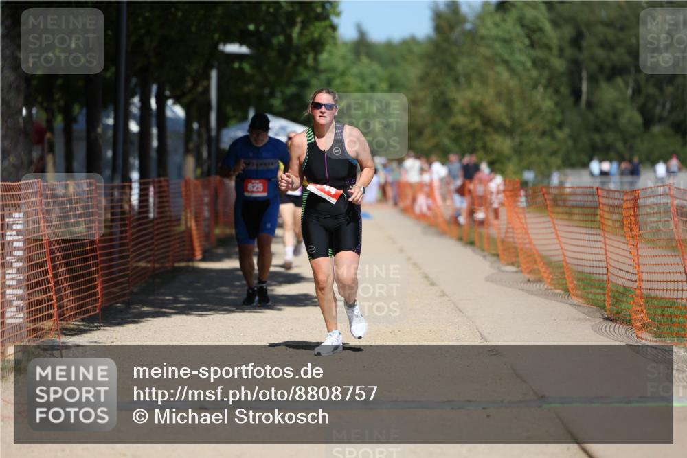 07.09.2025 - 19. Norderstedt Triathlon Michael Strokosch http://msf.ph/oto/8808757 07.09.2025 13:22:13 Laufen 309, 329, 744, 825 meine-sportfotos.de