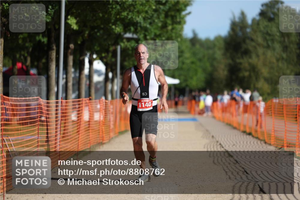 07.09.2025 - 19. Norderstedt Triathlon Michael Strokosch http://msf.ph/oto/8808762 07.09.2025 10:32:44 Laufen 1140 meine-sportfotos.de