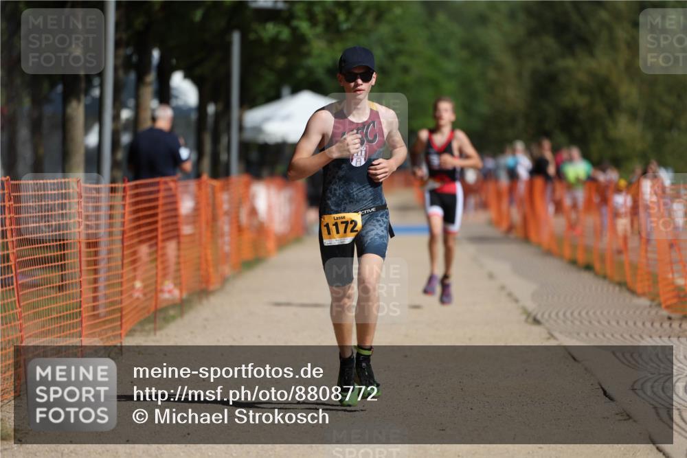 07.09.2025 - 19. Norderstedt Triathlon Michael Strokosch http://msf.ph/oto/8808772 07.09.2025 11:35:17 Laufen 1162, 1172 meine-sportfotos.de