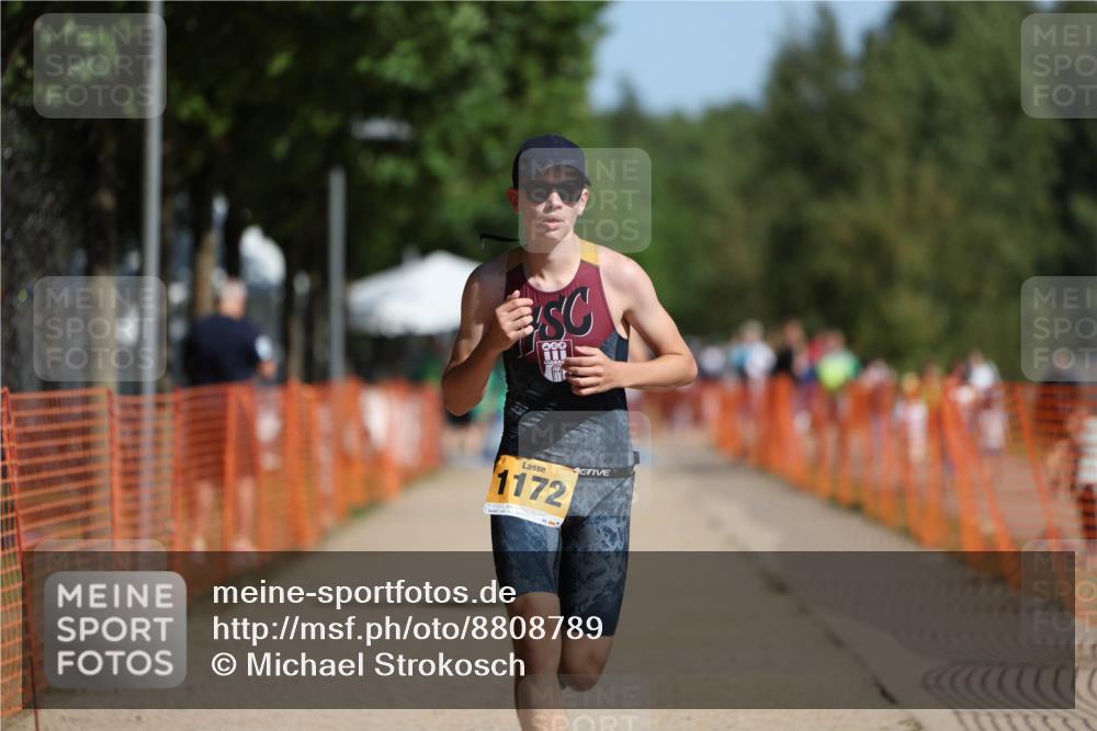 07.09.2025 - 19. Norderstedt Triathlon Michael Strokosch http://msf.ph/oto/8808789 07.09.2025 11:35:19 Laufen 1162, 1172 meine-sportfotos.de