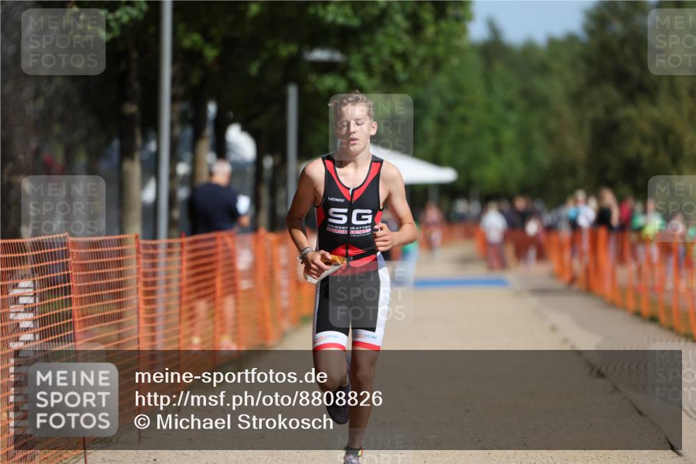 07.09.2025 - 19. Norderstedt Triathlon Michael Strokosch http://msf.ph/oto/8808826 07.09.2025 11:35:21 Laufen 1162, 1172 meine-sportfotos.de