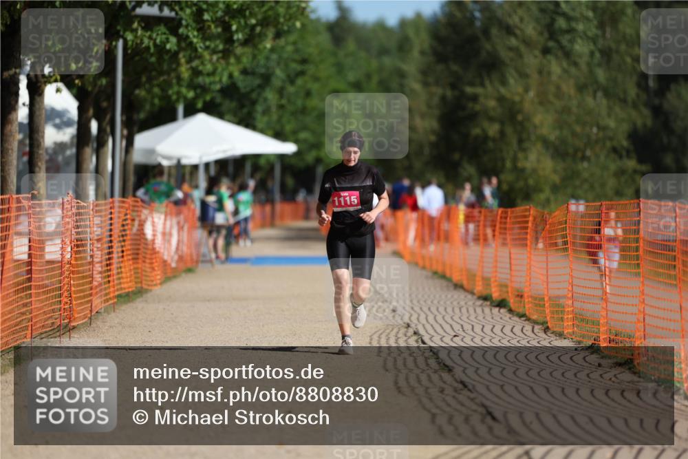 07.09.2025 - 19. Norderstedt Triathlon Michael Strokosch http://msf.ph/oto/8808830 07.09.2025 10:33:09 Laufen 1115 meine-sportfotos.de
