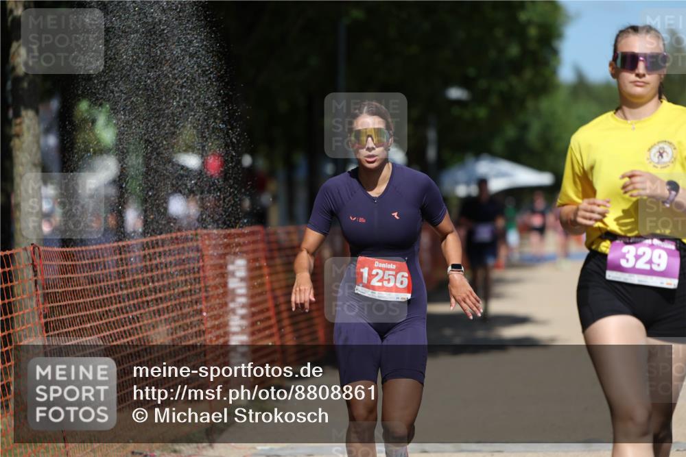 07.09.2025 - 19. Norderstedt Triathlon Michael Strokosch http://msf.ph/oto/8808861 07.09.2025 13:22:22 Laufen 329, 334, 1256 meine-sportfotos.de