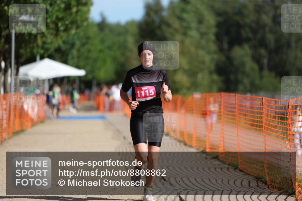 07.09.2025 - 19. Norderstedt Triathlon Michael Strokosch http://msf.ph/oto/8808862 07.09.2025 10:33:13 Laufen 1115 meine-sportfotos.de