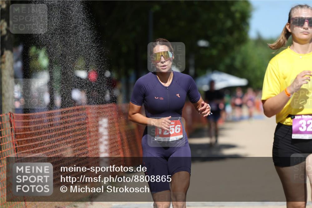 07.09.2025 - 19. Norderstedt Triathlon Michael Strokosch http://msf.ph/oto/8808865 07.09.2025 13:22:22 Laufen 329, 334, 1256 meine-sportfotos.de