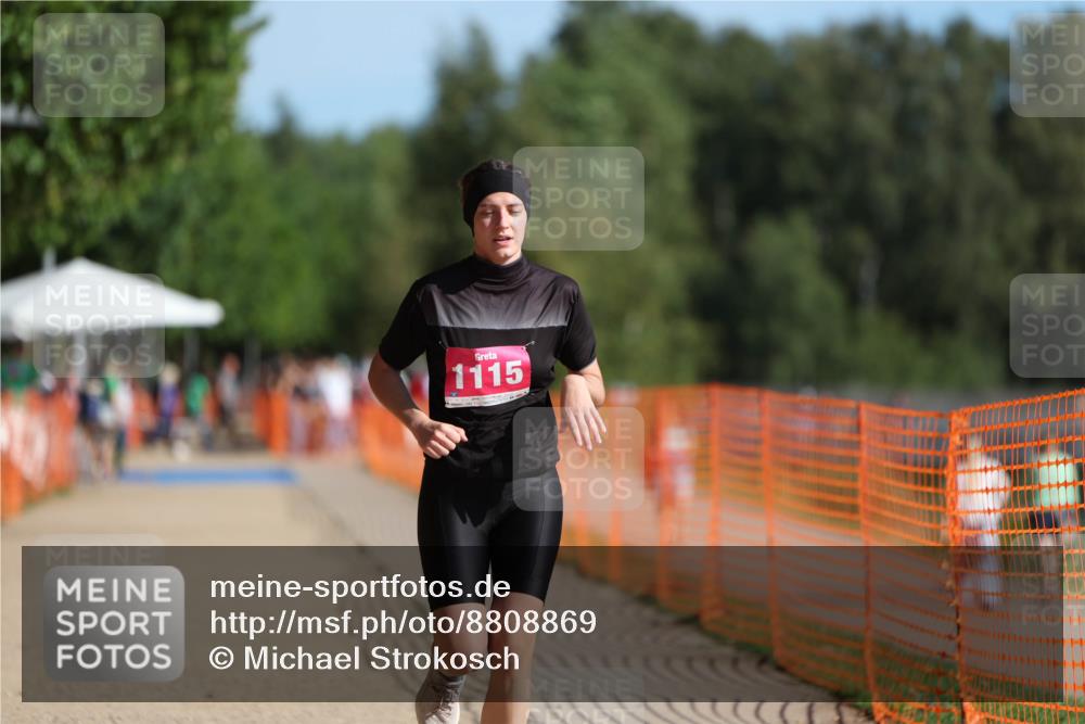 07.09.2025 - 19. Norderstedt Triathlon Michael Strokosch http://msf.ph/oto/8808869 07.09.2025 10:33:14 Laufen 1115 meine-sportfotos.de