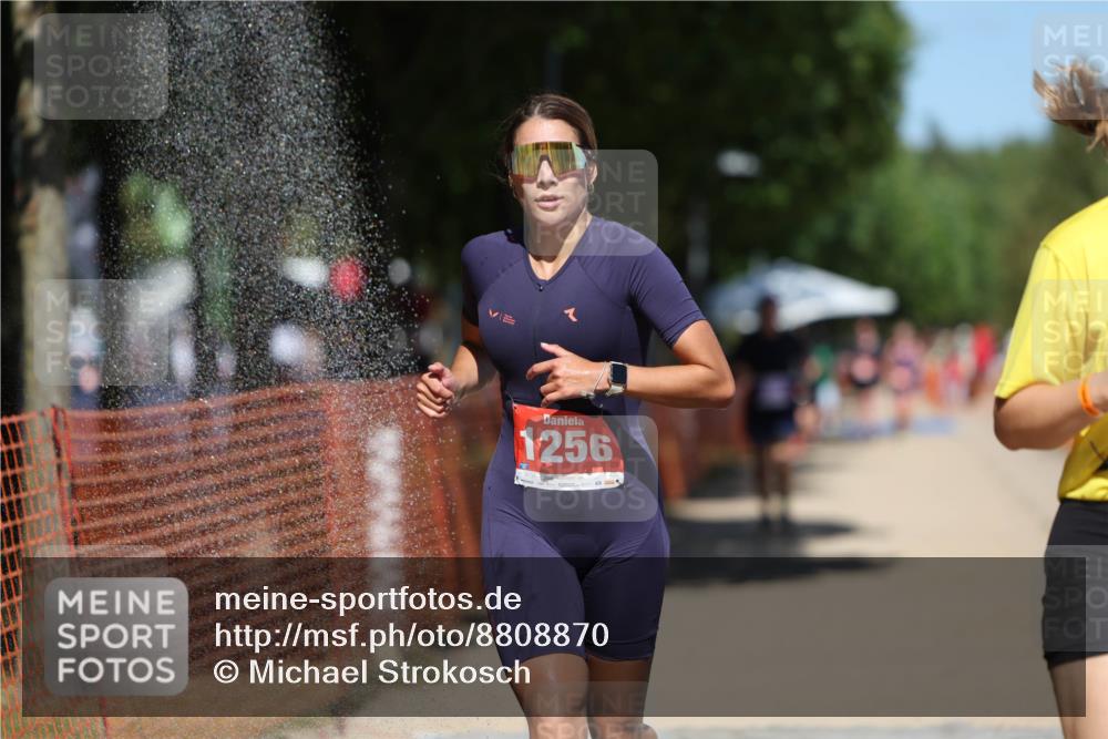 07.09.2025 - 19. Norderstedt Triathlon Michael Strokosch http://msf.ph/oto/8808870 07.09.2025 13:22:23 Laufen 329, 334, 1256 meine-sportfotos.de
