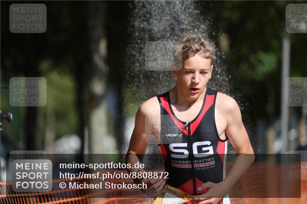 07.09.2025 - 19. Norderstedt Triathlon Michael Strokosch http://msf.ph/oto/8808872 07.09.2025 11:35:24 Laufen 1162, 1172 meine-sportfotos.de