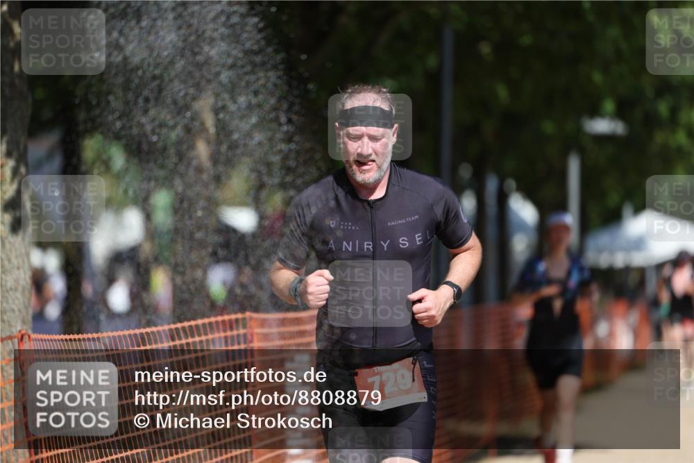07.09.2025 - 19. Norderstedt Triathlon Michael Strokosch http://msf.ph/oto/8808879 07.09.2025 12:45:14 Laufen 729, 1241, 1343 meine-sportfotos.de