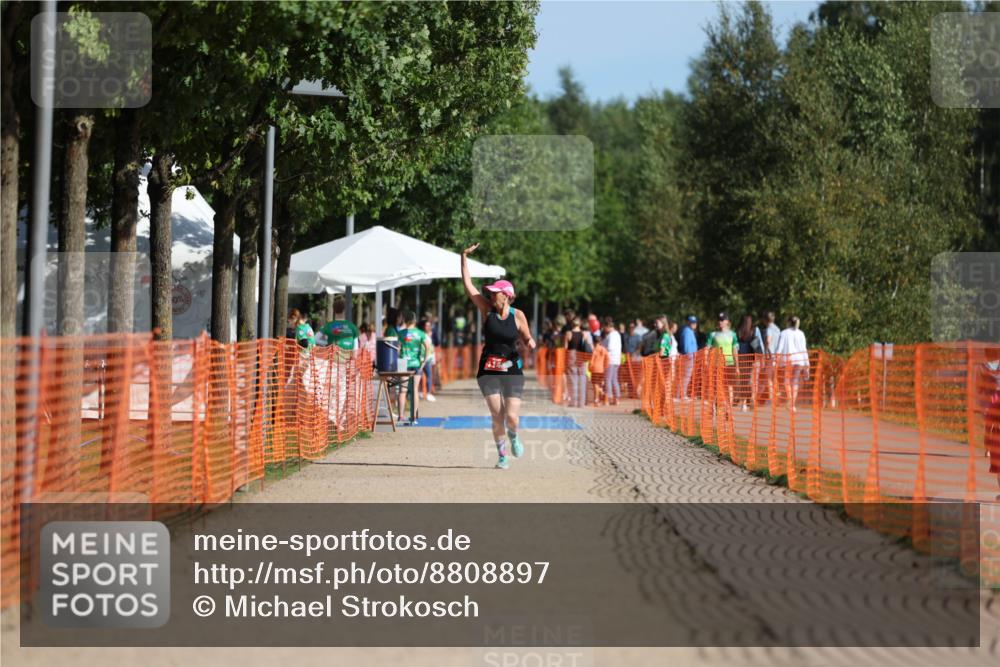 07.09.2025 - 19. Norderstedt Triathlon Michael Strokosch http://msf.ph/oto/8808897 07.09.2025 10:34:27 Laufen  meine-sportfotos.de