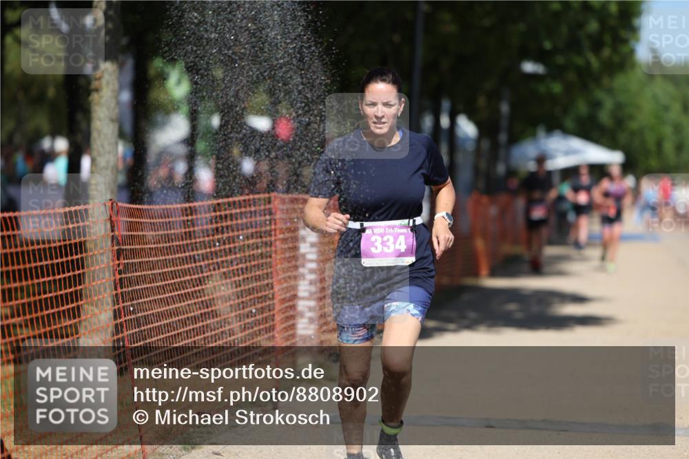 07.09.2025 - 19. Norderstedt Triathlon Michael Strokosch http://msf.ph/oto/8808902 07.09.2025 13:22:29 Laufen 334 meine-sportfotos.de