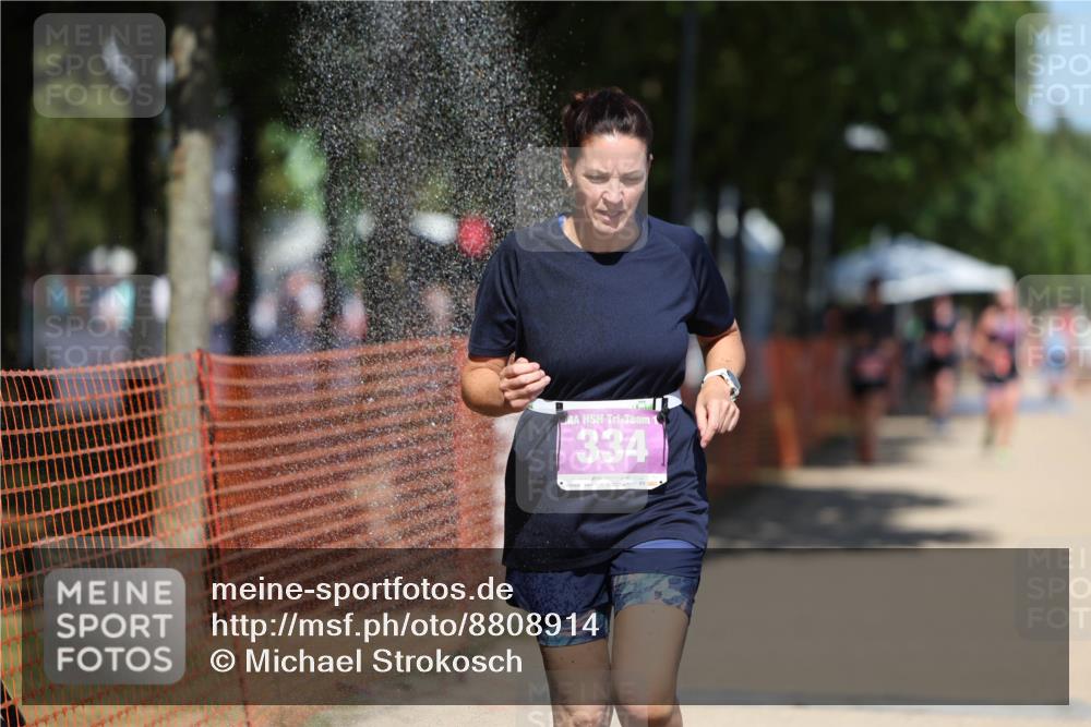 07.09.2025 - 19. Norderstedt Triathlon Michael Strokosch http://msf.ph/oto/8808914 07.09.2025 13:22:29 Laufen 334 meine-sportfotos.de