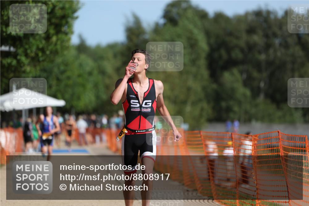07.09.2025 - 19. Norderstedt Triathlon Michael Strokosch http://msf.ph/oto/8808917 07.09.2025 11:35:45 Laufen 1186 meine-sportfotos.de