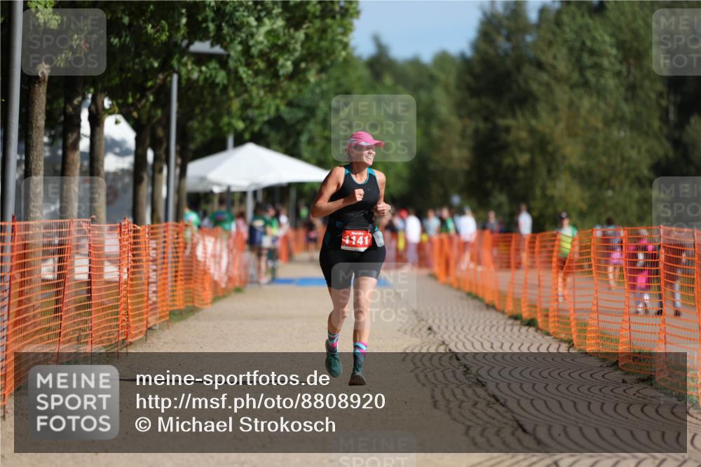 07.09.2025 - 19. Norderstedt Triathlon Michael Strokosch http://msf.ph/oto/8808920 07.09.2025 10:34:35 Laufen 1141 meine-sportfotos.de