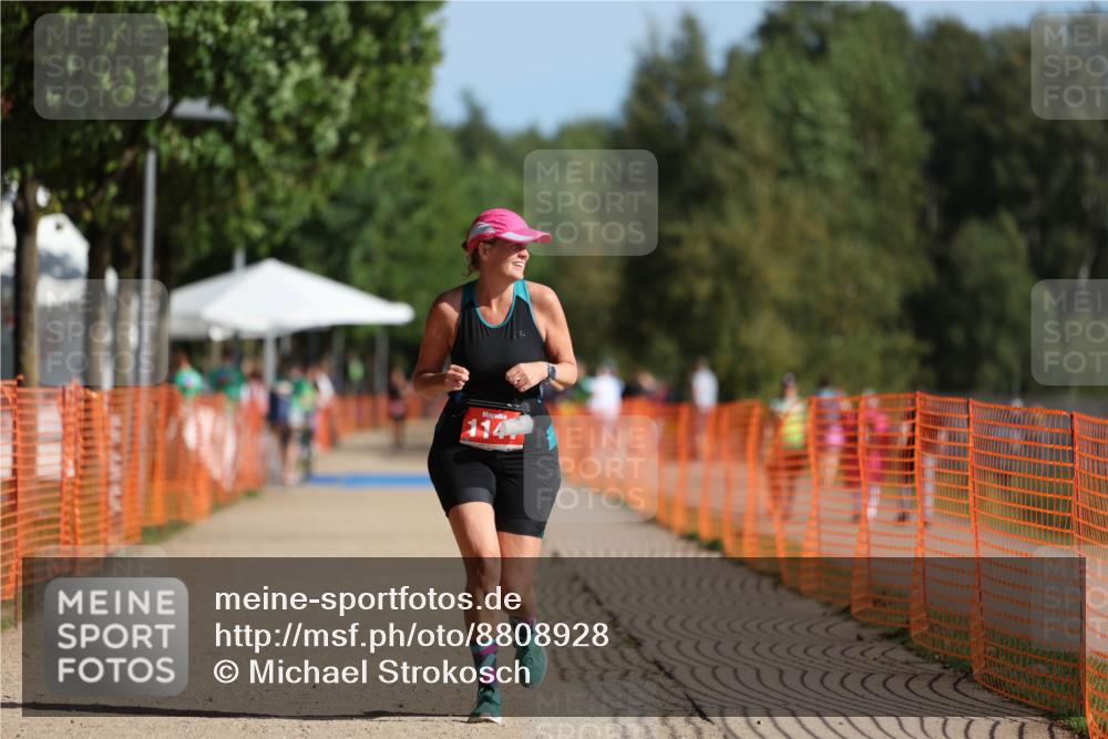 07.09.2025 - 19. Norderstedt Triathlon Michael Strokosch http://msf.ph/oto/8808928 07.09.2025 10:34:37 Laufen 1141 meine-sportfotos.de