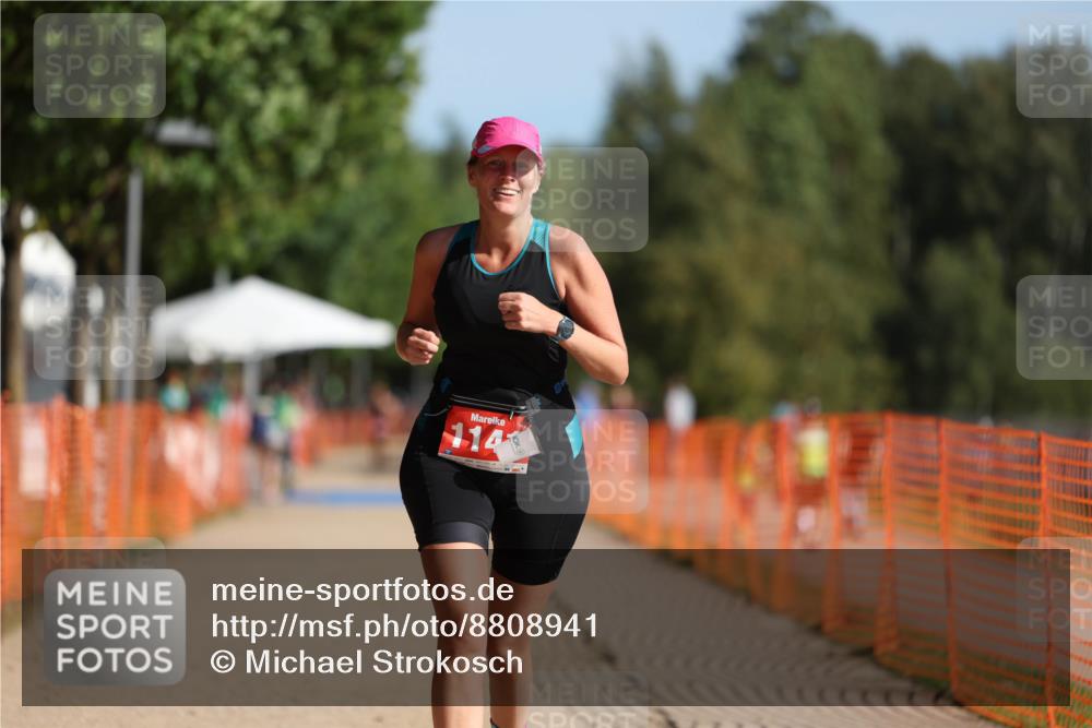 07.09.2025 - 19. Norderstedt Triathlon Michael Strokosch http://msf.ph/oto/8808941 07.09.2025 10:34:39 Laufen 1141 meine-sportfotos.de