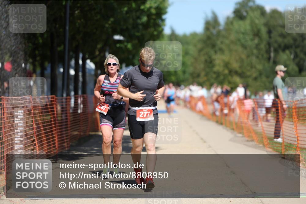 07.09.2025 - 19. Norderstedt Triathlon Michael Strokosch http://msf.ph/oto/8808950 07.09.2025 13:22:37 Laufen 277, 747 meine-sportfotos.de