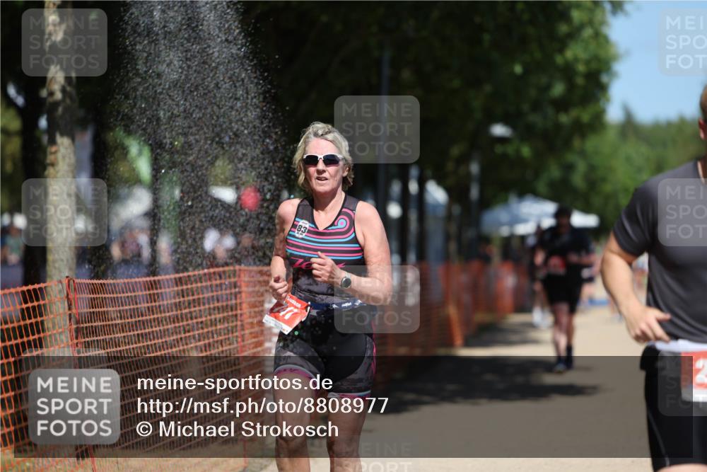 07.09.2025 - 19. Norderstedt Triathlon Michael Strokosch http://msf.ph/oto/8808977 07.09.2025 13:22:39 Laufen 211, 277, 747 meine-sportfotos.de