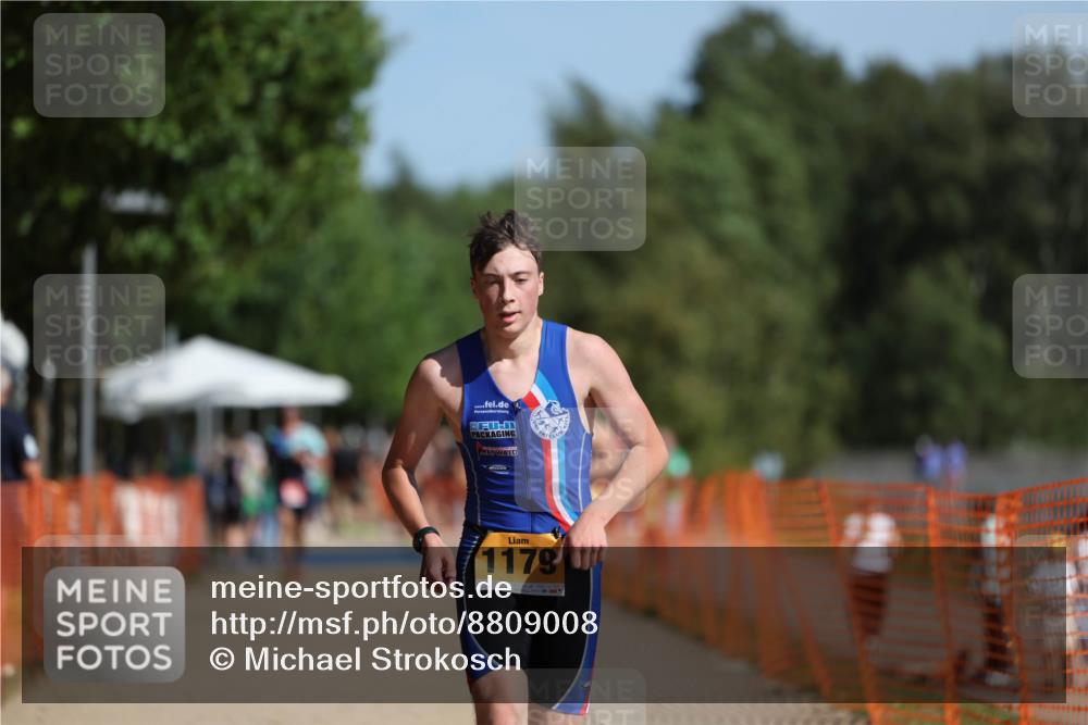 07.09.2025 - 19. Norderstedt Triathlon Michael Strokosch http://msf.ph/oto/8809008 07.09.2025 11:35:53 Laufen 1179, 1211 meine-sportfotos.de