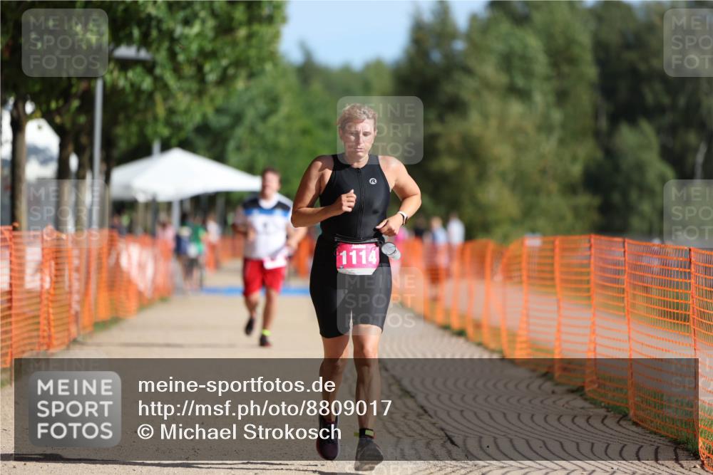 07.09.2025 - 19. Norderstedt Triathlon Michael Strokosch http://msf.ph/oto/8809017 07.09.2025 10:35:08 Laufen 1114 meine-sportfotos.de